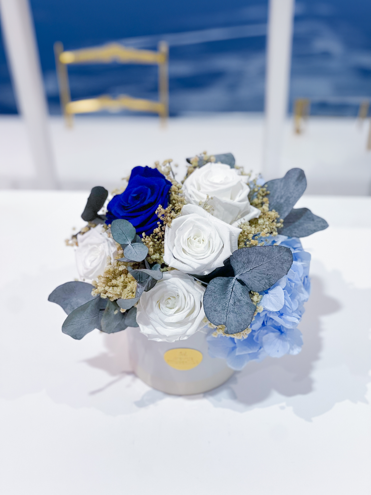 Eternal flowers vase Delivery Belgium AVENUE FITZGERALD