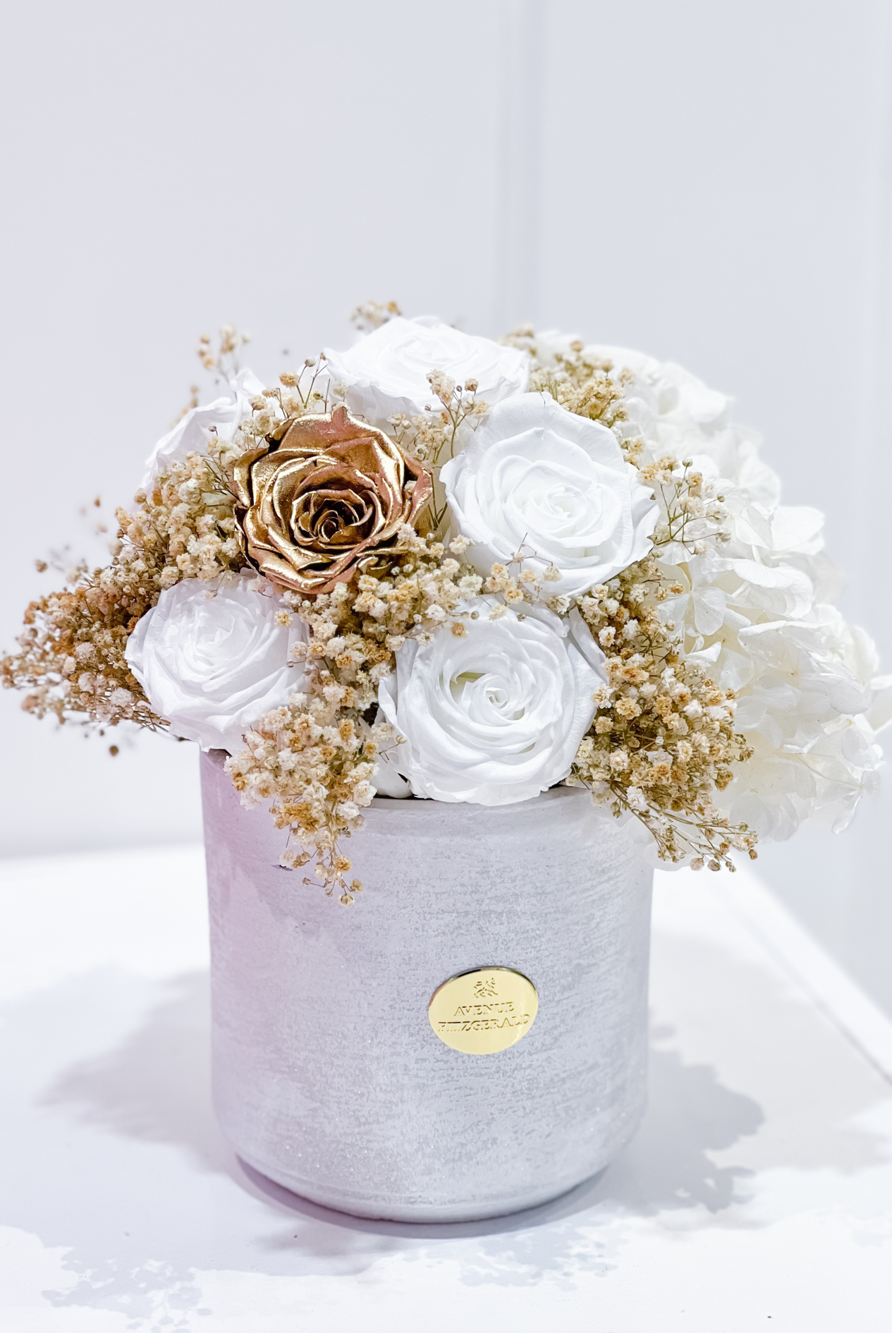 Vase Hortensia x Pearl White