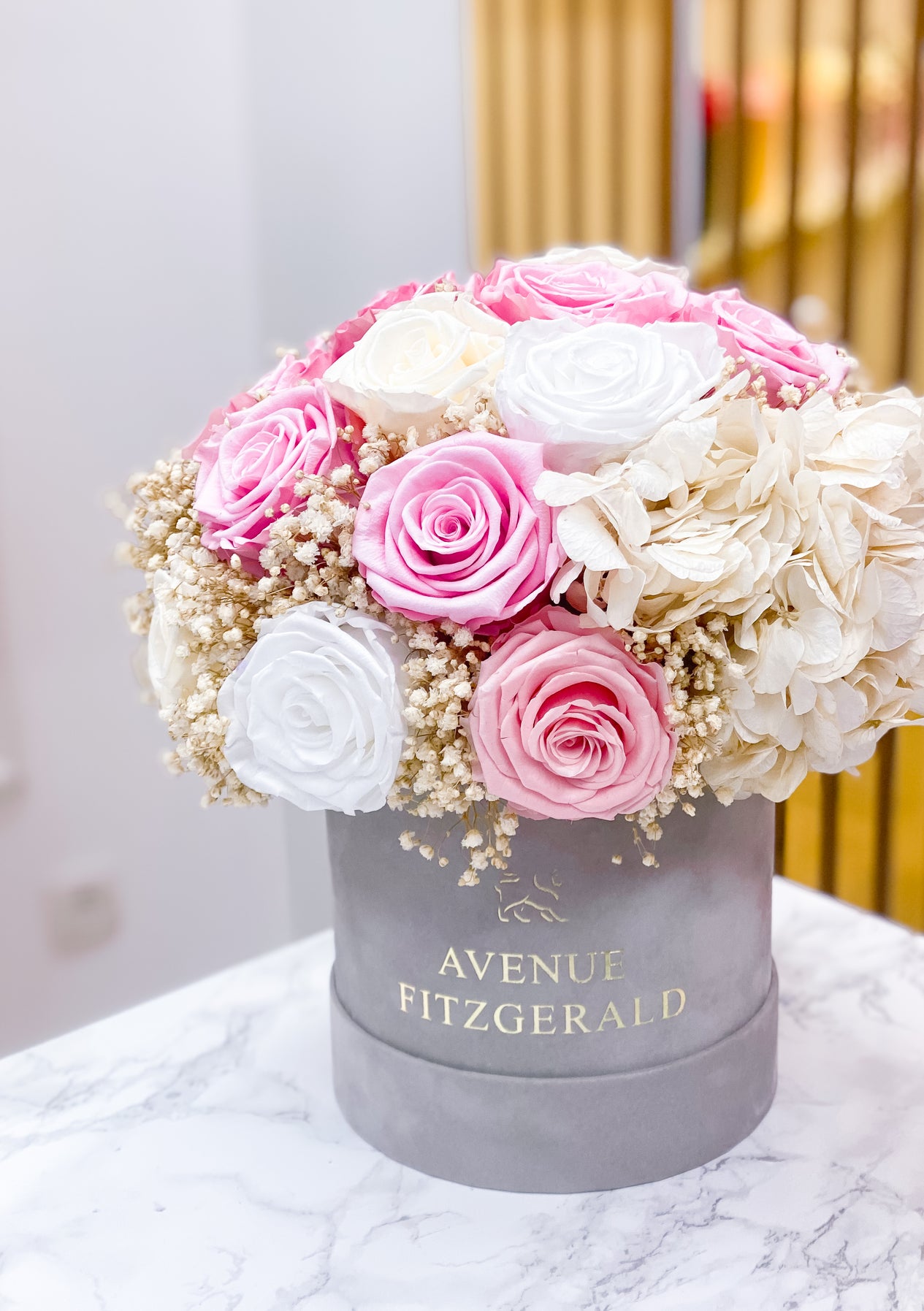 Royal Bouquet Hydrangea x Roses